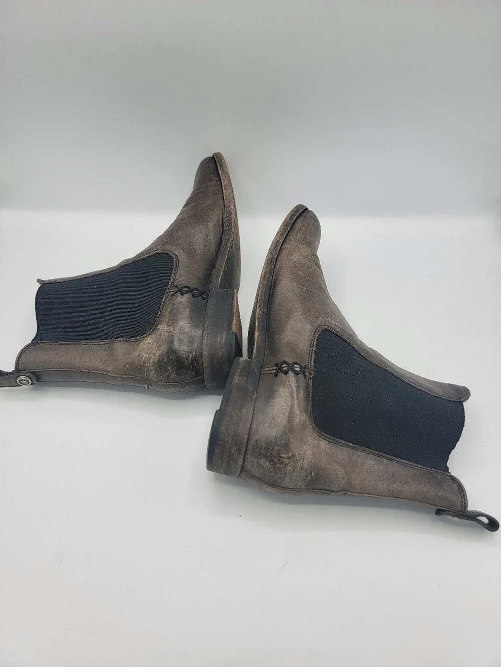 Frye Chelsea Boots in Taupe Gray